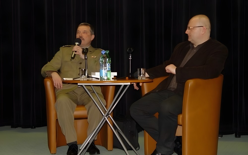 Spotkanie autorskie z Grzegorzem Śliżewskim