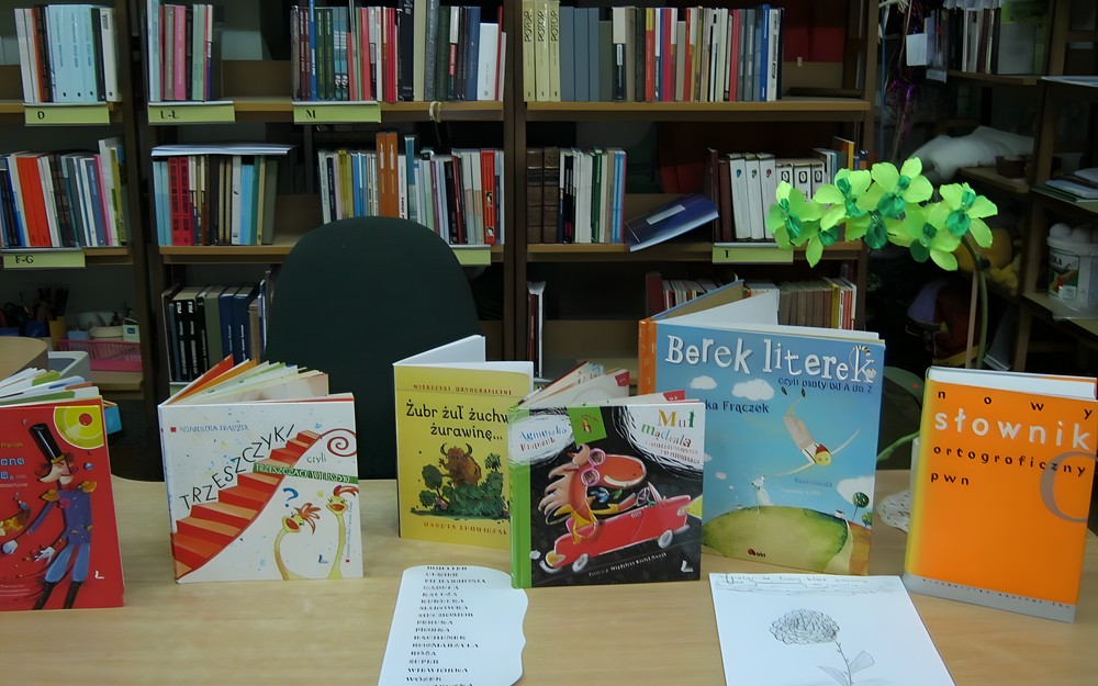 wystawa książek Agnieszki Frączek