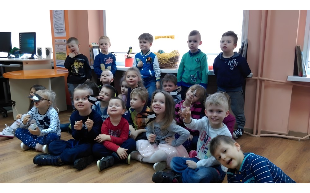 Jaskólki wykonane przez dzieci