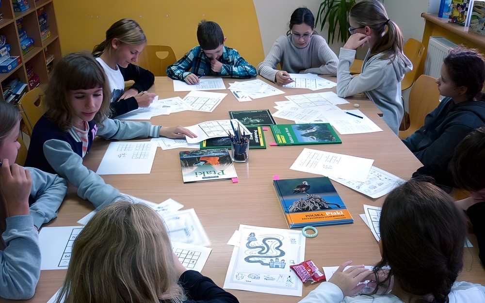 Moliki książkowe rozwiązują łamigłówki