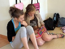 Nie rozstajemy się z „naszymi” dziećmi na długo. Nawet w przerwie między zajęciami znajdowały czas n