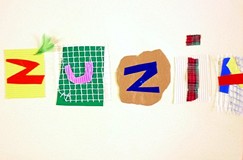 Swoją obecność na feriach w bibliotece, dzieci zaznaczyły KOLAŻEM Z IMION