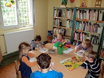 Przedszkolaki w bibliotece