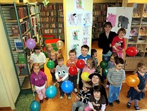 Przedszkolaki w bibliotece