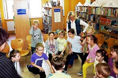 W BIBLIOTECE NA IMIENINACH