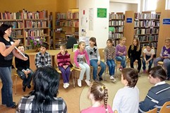 JEŚLI KTOŚ MYŚLI...