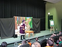 Wyszliśmy do KBP na spektakl teatralny