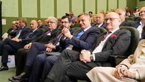 Od prawej: dyrektor KBP Andrzej Ziemiński, prezydent Koszalina Piotr Jedliński, wicewojewoda Marek S