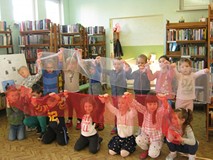 dzieci wykonały flagę Polski