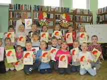 zajęcia plastyczne- wykonywanie Pyzy z papieru