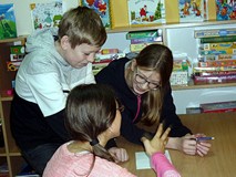 Zadanie w grupach - MOLIKI rozwiązują anagramy