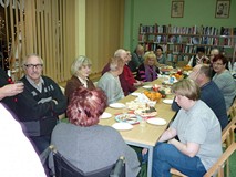 uczestnicy wysłuchują życzeń