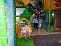 Feriowicze na warsztatach w Yellow Park