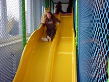 Feriowicze na warsztatach w Yellow Park