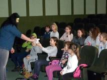 Dzieci w KBP na prezentacji 