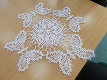 Serwetka wykonana metodą szydełkowania