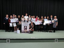 Uczestnicy Międzyszkolnego Turnieju Wiedzy o Josephie Conradzie