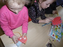 Ćwiczymy paluszki w przeplatankach