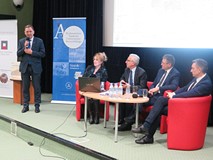 Kanclerz Uniwersytetu Szczecińskiego, Andrzej Jakubowski dziękuje za spotkanie