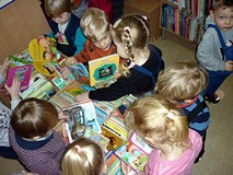 Wziąć książkę do ręki - to fajna sprawa