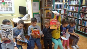 Prezentacja książek z różnych działów