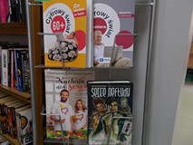 Kilka książek na wystawce 