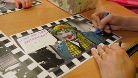 Uczestnicy Amerykańskiej Nocy w Bibliotece tworzą swój własny film