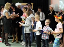 Nagrody najlepszym wręczała Pani Dyrektor Koszalińskiej Biblioteki Publicznej