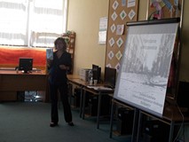 Soraya Kuklińska prezentuje swoja książką