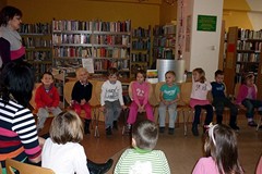 Poranek z bajką-poczytajką