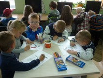 Dzieci kolorują Franklina