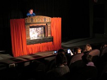 Teatrzyk dla dzieci w czasie ferii w Koszalińskiej Bibliotece Publicznej