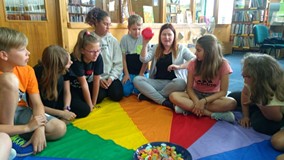 Zabawa w grę czekolada