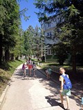 Opuszczamy teren Obserwatorium Astronomicznego w Koszalinie - wracamy do bibliotek