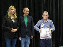 Od lewej: Z-ca dyrektora KBP, Beata Sawa-Jovanoska; Dyrektor KBP, Dariusz Pawlikowski, Konrad Serows