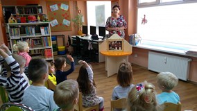 Więc ile zwierząt Walentynka zabrała na rower?