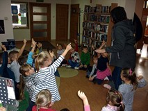 Dzieci chętnie zgłaszają się do odpowiedzi