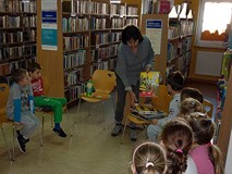 Pani Wiola prezentuje najciekawsze książki popularnonaukowe dla dzieci