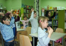 Dzieci podczas zabawy integracyjnej