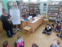 Dzieci podczas zabawy na Filii nr 11