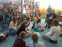 Wspólne śpiewanie piosenek z bajek Walta Disneya