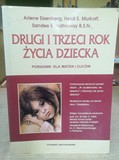 NA ZDJĘCIU KSIĄŻKA