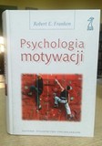 NA ZDJĘCIU KSIĄŻKA