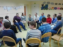 Uczestnicy zajęć pracują