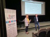 Z-ca dyrektora KBP Beata Sawa-Jovanoska wita uczestników szkolenia z obsługi systemu bibliotecznego 