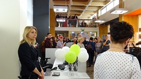 Po lewej stronie: z-ca dyrektora KBP, Beata Sawa-Jovanoska, po lewej odwrócona tyłem kierowniczka Od