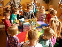 O co prosi książka