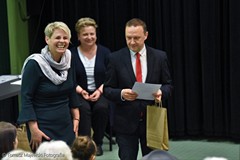 Daria Kowalik odbiera nagrodę