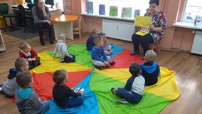 Czytamy książki oraz je prezentujemy