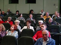 Publiczność zgromadzona na spotkaniu z Krzysztofem Vargą
